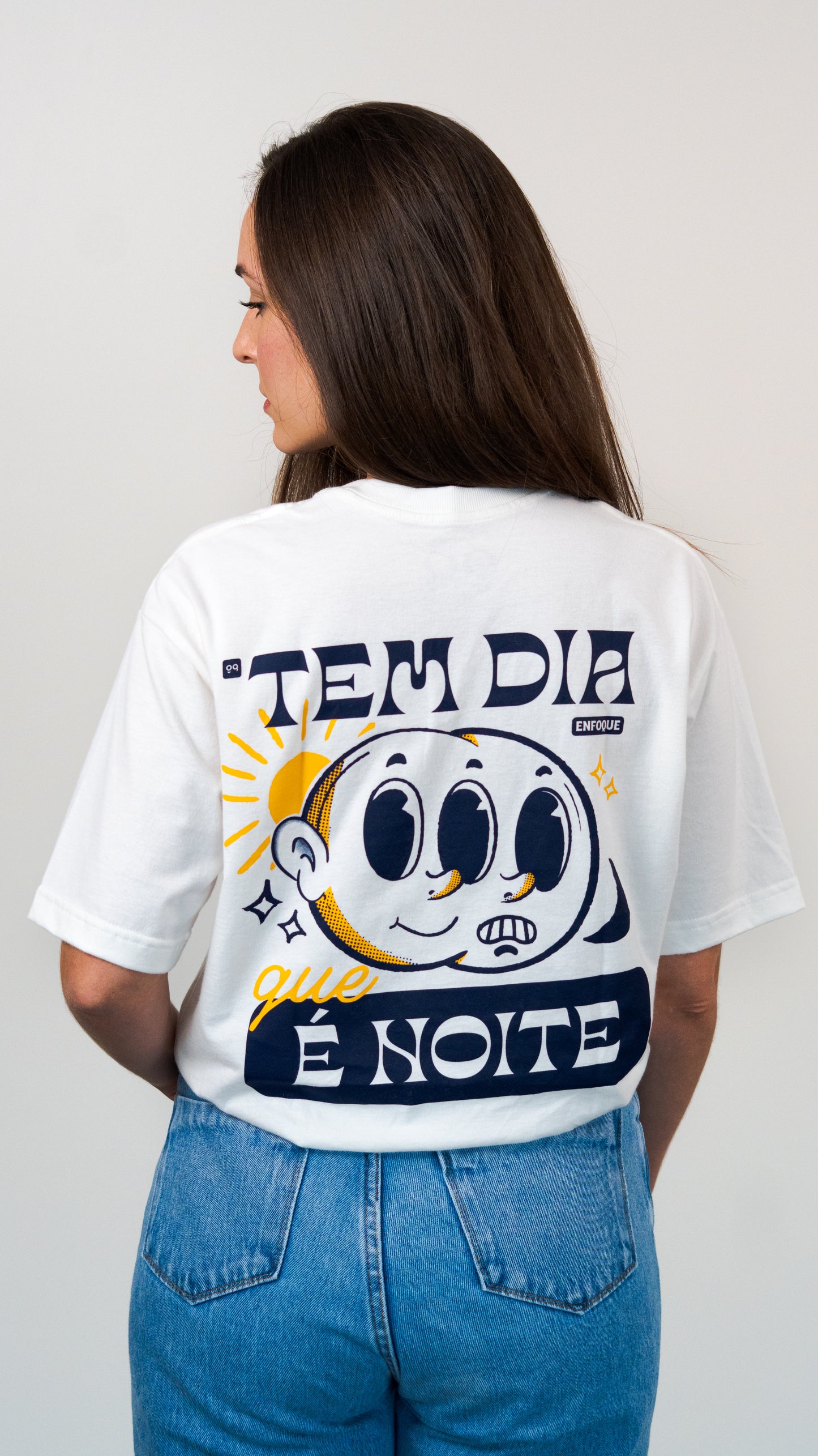 Camiseta Dia Que É Noite